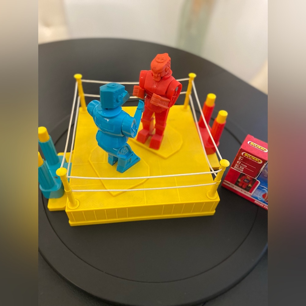 Blokko Toys
Lego oil Rig Rescue 
And Rock ‘Em Sock ‘Em boxers